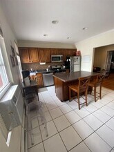 379 Palisade Ave-Unit -3 in Jersey City, NJ - Foto de edificio - Building Photo