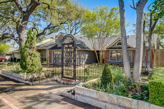 property at 13009 Amarillo Ave