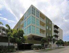 Island City Lofts in Wilton Manors, FL - Building Photo - Building Photo