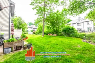 11 Lake Forest Dr in Burlington, VT - Foto de edificio - Building Photo
