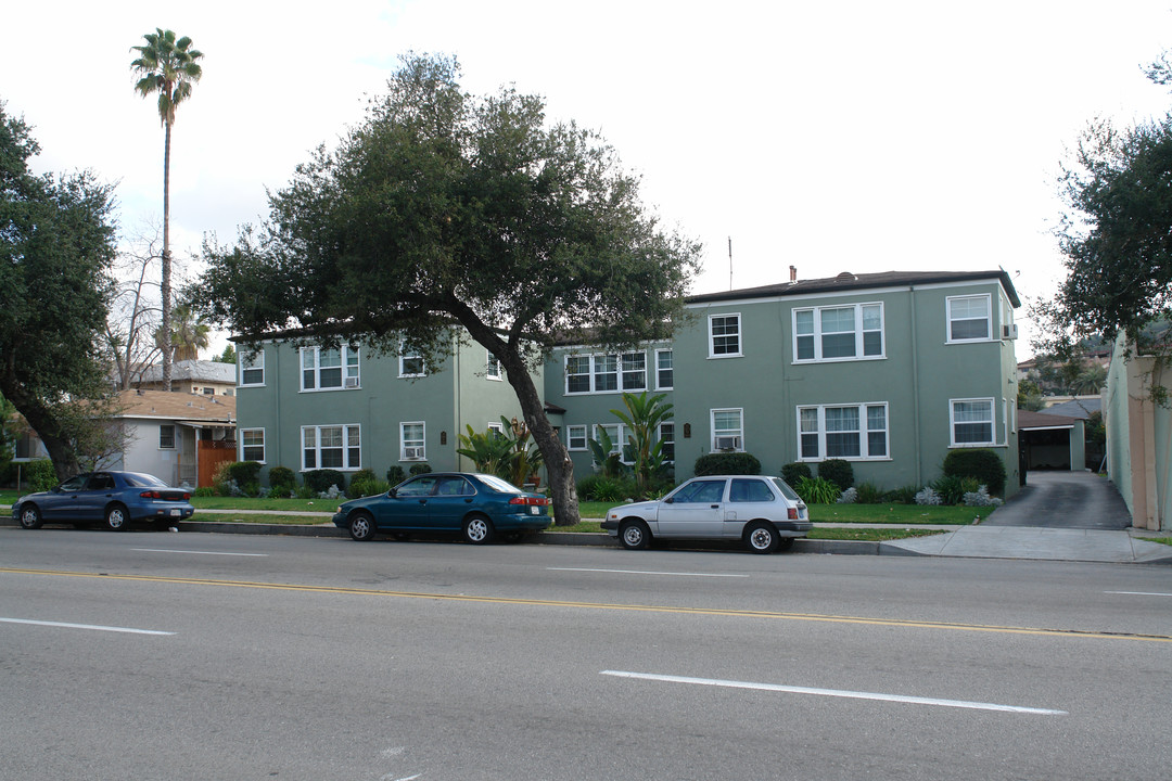 708 S Verdugo Rd in Glendale, CA - Building Photo