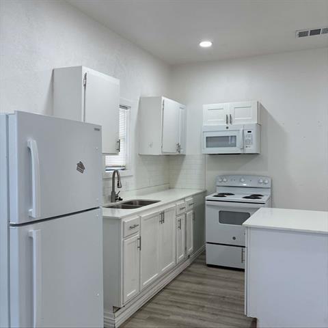 809 Martin Luther King Jr Blvd in Corsicana, TX - Building Photo