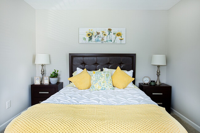 Sawmill Commons in Dublin, OH - Building Photo - Building Photo