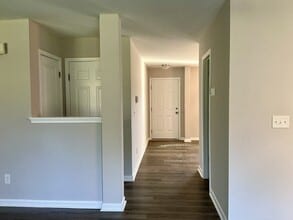 1567 Zeverly St in Winston-Salem, NC - Building Photo - Building Photo