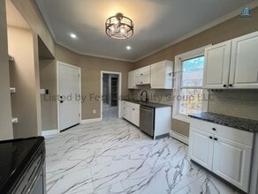 380 Wilson Rd in Fall River, MA - Building Photo - Building Photo