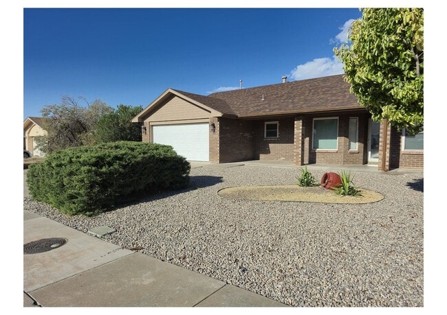 property at 3645 Mosswood Ave