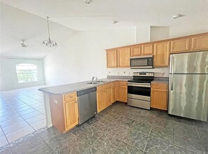 3 Frank Pl in Palm Coast, FL - Building Photo - Building Photo