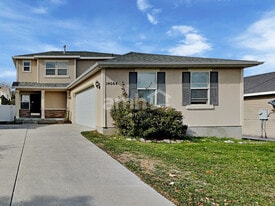 14064 S Rosaleen Ln in Herriman, UT - Building Photo