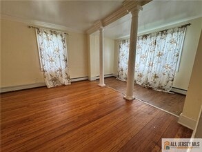 117 New St in Woodbridge, NJ - Building Photo - Building Photo