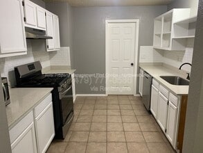 509 E Pinion St in Rogers, AR - Building Photo - Building Photo