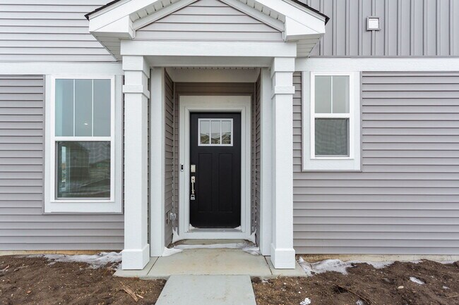 12208 Dodwell St in Huntley, IL - Building Photo - Building Photo