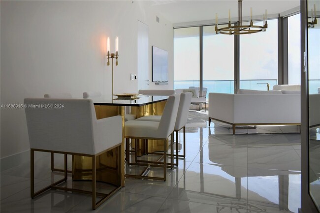 18975 Collins Ave, Unit 1804 in Sunny Isles Beach, FL - Building Photo - Building Photo