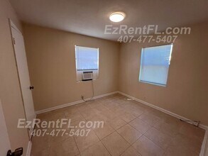 803/5 Henrietta Ave in West Palm Beach, FL - Building Photo - Building Photo