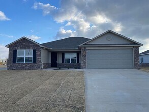 3312 E Jacob Ln in Siloam Springs, AR - Building Photo - Building Photo