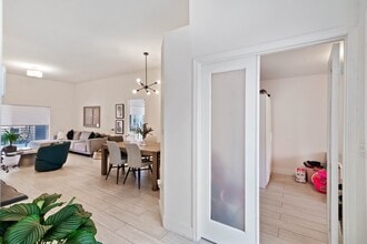 5340 NW 188th St in Miami Gardens, FL - Building Photo - Building Photo