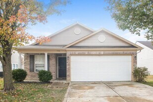 9743 Centennial Ct in Avon, IN - Building Photo