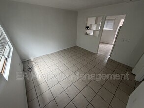 10108 Comanche Rd NE in Albuquerque, NM - Building Photo - Building Photo