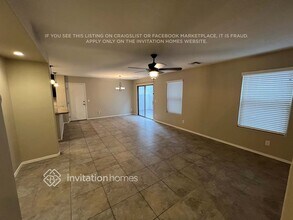 5816 E Harmony Ave in Mesa, AZ - Foto de edificio - Building Photo