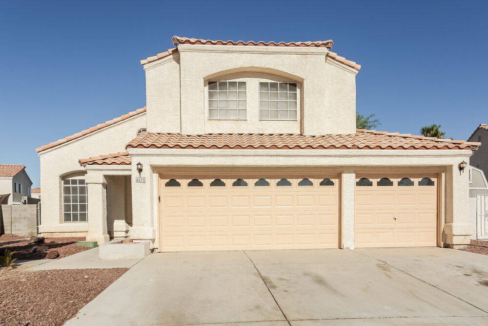 4839 Villa Carmen Cir in North Las Vegas, NV - Building Photo