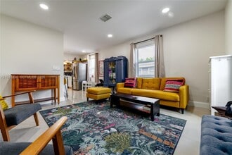 320 S 28th Ave in Hollywood, FL - Building Photo - Building Photo