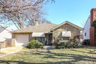 1243 S Richmond Ave in Tulsa, OK - Building Photo