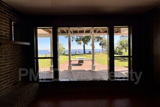 734 Myrtle Ave in Green Cove Springs, FL - Building Photo - Building Photo