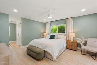 2412 La Salle Ave in Ft. Myers, FL - Building Photo - Building Photo