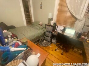 44 Delle Ave in Boston, MA - Foto de edificio - Building Photo