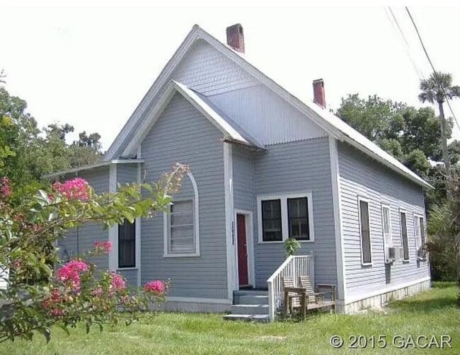 25422 Pine St in Melrose, FL - Building Photo - Building Photo