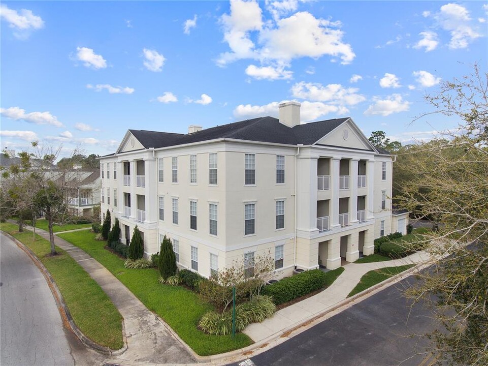 221 Longview Ave in Kissimmee, FL - Building Photo