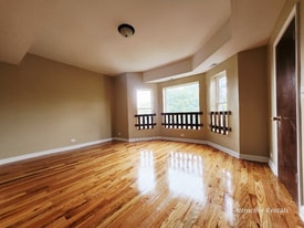 207 N Parkside Ave in Chicago, IL - Building Photo