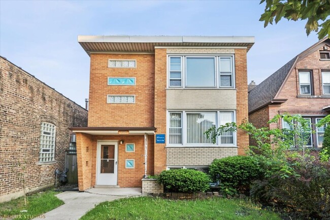 property at 5645 W 63rd Pl