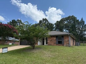 11375 Overland Trail in Tyler, TX - Building Photo