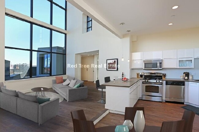 1130 Boylston St, Unit 305