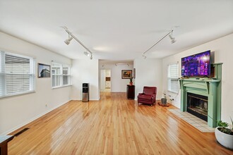 3417 Pleasant Valley Rd in Nashville, TN - Foto de edificio - Building Photo