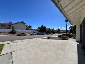 39961 Temecky Way in Murrieta, CA - Building Photo - Building Photo
