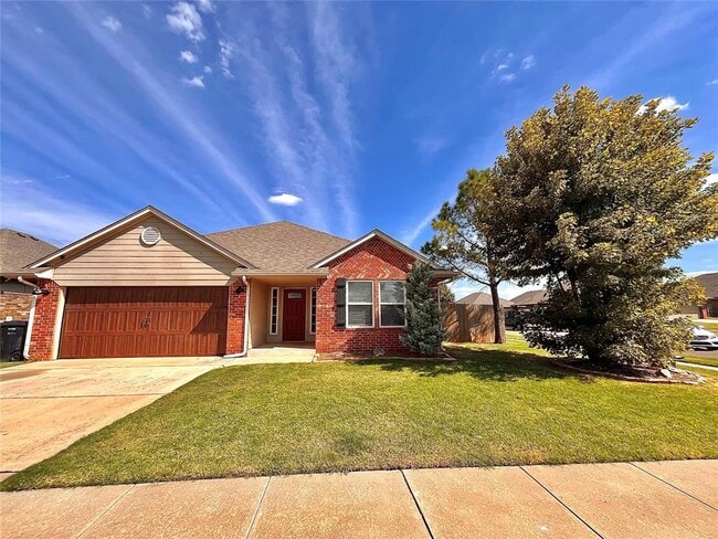 17700 Black Hawk Cir in Edmond, OK - Building Photo - Building Photo