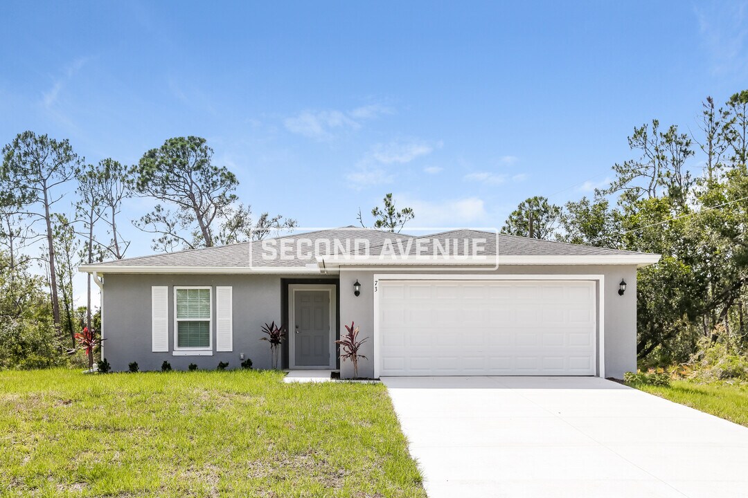 73 Ponoka St in Port Charlotte, FL - Building Photo