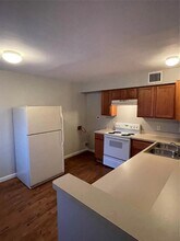 7206 Twin Crest Dr in Austin, TX - Building Photo - Building Photo