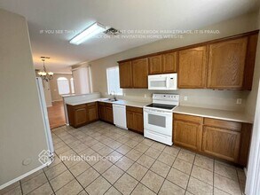 9021 E Garnet Ave in Mesa, AZ - Building Photo - Building Photo