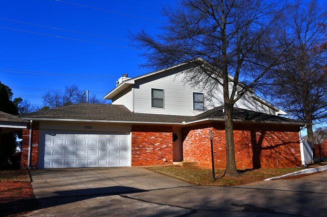 Westchester in Norman, OK - Foto de edificio - Building Photo