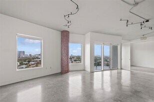 10 SW South River Dr, Unit 1006 in Miami, FL - Building Photo