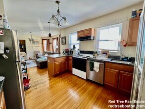 335 Faneuil St, Unit 3 in Boston, MA - Building Photo - Building Photo