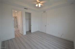 8581 Agate St in Port Charlotte, FL - Building Photo