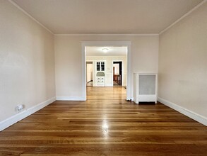 74 Lewis St, Unit 1 in Everett, MA - Building Photo - Building Photo