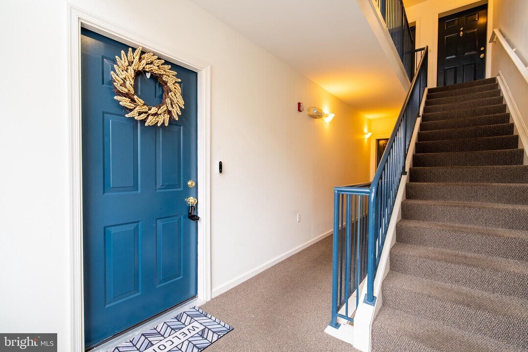 673 Constellation Square SE-Unit -E in Leesburg, VA - Foto de edificio