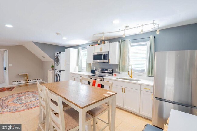 341 Gordon Rd in Trenton, NJ - Building Photo - Building Photo