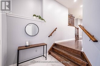 138 Yakefarm Blvd in Whitchurch-Stouffville, ON - Building Photo - Building Photo