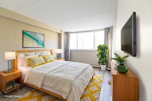 Shergill Place in Calgary, AB - Building Photo