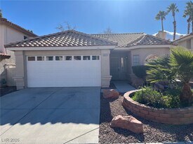 8313 Hollow Wharf Dr in Las Vegas, NV - Building Photo